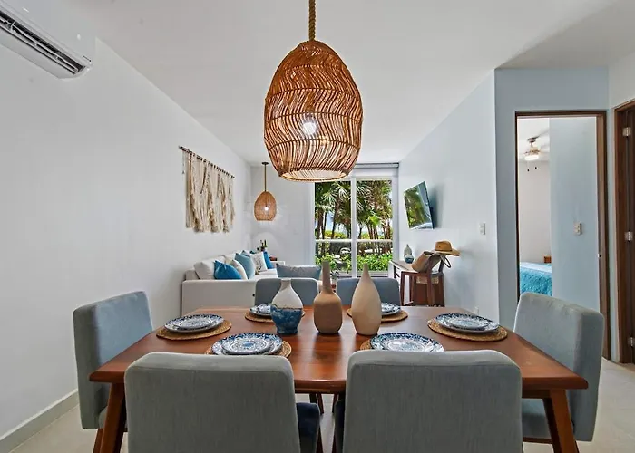 Aqua Two Bedroom Ocean View With Hot Tub 2 Min Walk To *