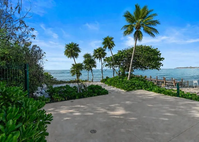 Aqua Two Bedroom Ocean View With Hot Tub 2 Min Walk To Apartment