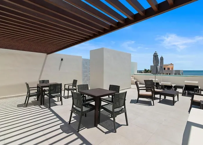 Aqua Two Bedroom Ocean View With Hot Tub 2 Min Walk To *