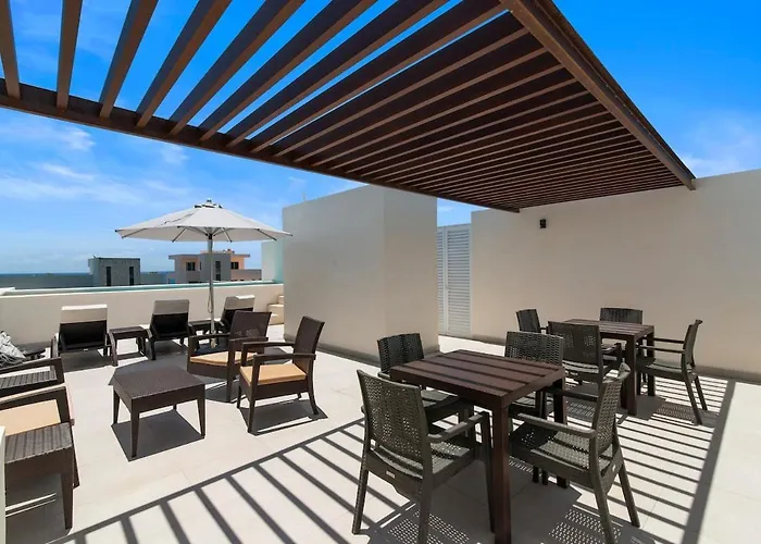 Aqua Two Bedroom Ocean View With Hot Tub 2 Min Walk To Apartment