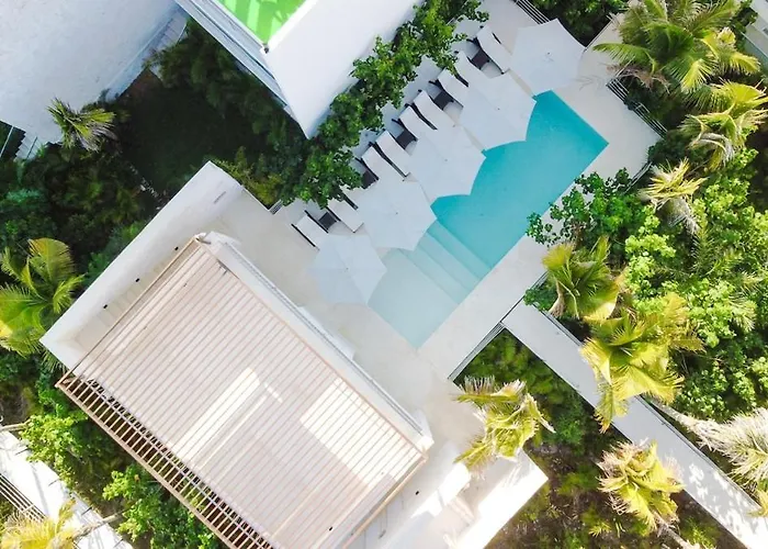 Aqua Two Bedroom Ocean View With Hot Tub 2 Min Walk To *
